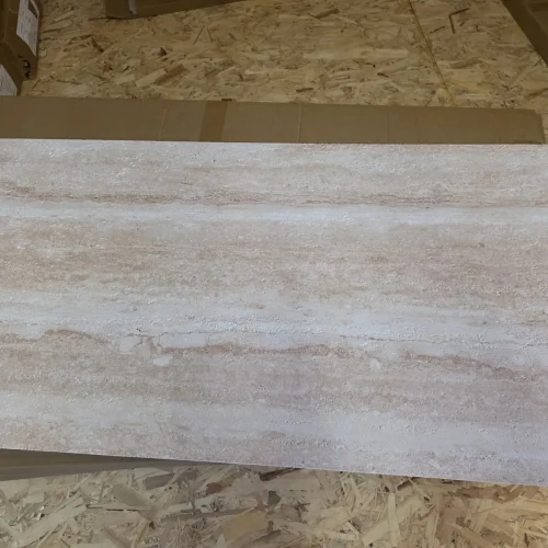 Pedra flexivel Algarve Sand - painel real, cor e textura travertine